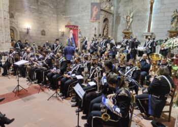 Brillante concierto «Sones Nazarenos» en la parroquia de Peñaranda con la agrupación musical La Estrella, de Carbajosa