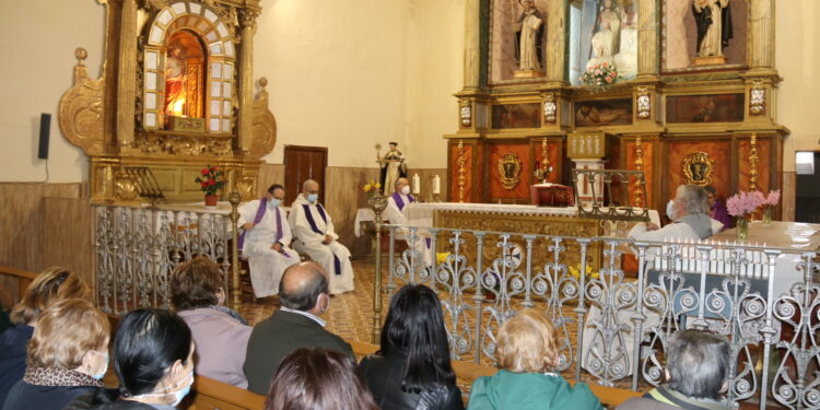 Misa de despedida a las Trinitarias de Villoruela tras cinco siglos de presencia en la localidad