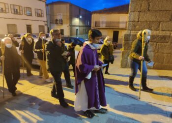 Peñaranda cierra los Vía Crucis cuaresmales con una procesión