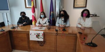 La asociación Parkinson Salamanca presta atención a enfermos y familias en Peñaranda y comarca