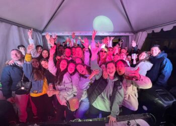 El sueño verde Esperanza vive su primera y emocionante «Madrugá» en la Semana Santa de Peñaranda