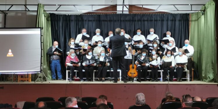 El coro popular de Villoruela se reencuentra con su público tras el obligado parón de la pandemia covid