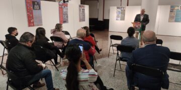 Peñaranda acoge la exposición «Mujeres en la narrativa de Delibes» dentro de las actividades del Mes del Libro