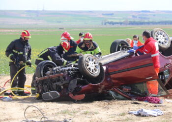 Un accidente en Cantalpino deja a una mujer herida grave y el menor que viajaba con ella resulta herido leve