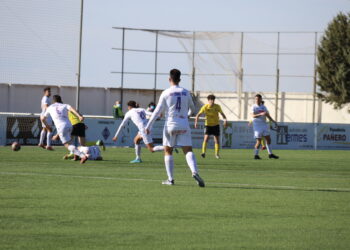 Peñaranda y Mojados resuelven su «duelo» con un empate en el estadio municipal «Luis García»