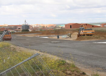 Las obras del nuevo polígono industrial de Peñaranda, otra vez en marcha tras el último parón