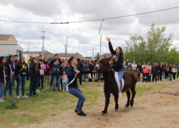 Todo listo en Babilafuente para el regreso de la fiesta de los Quintos y este año por partida triple