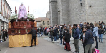 Brillante fiesta anual de la Virgen de la Misericordia en Peñaranda con misa, procesión y relevo en la mayordomía