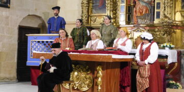 Villoruela disfruta con la representación de «Buscando a Nebrija»