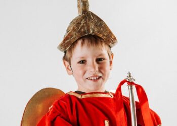 Peñaranda ya tiene a su niño San Miguel: Alonso Sánchez García, que recuperará la tradición tras el parón de la pandemia covid