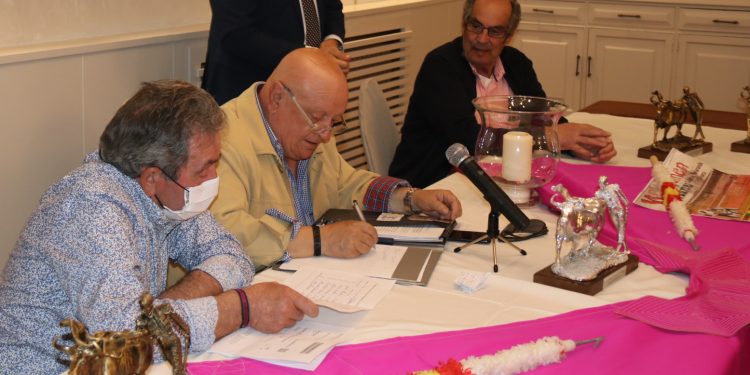 Nek Romero, de la Escuela de Tauromaquia de Valencia, gana el XI certamen taurino «Ciudad de Peñaranda»