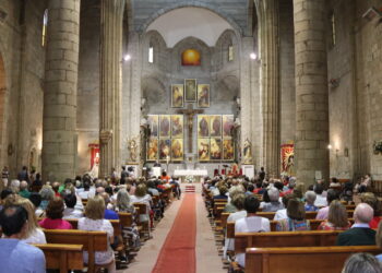 Peñaranda estrena el conjunto iconográfico de la parroquia en un día histórico para el municipio