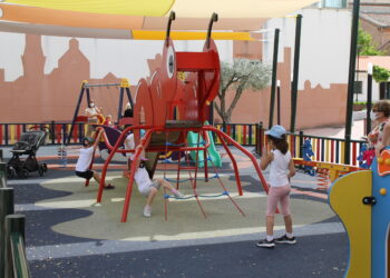 Alumnos del colegio Severiano Montero, de Peñaranda, disfrutan de la primera salida tras la pandemia covid