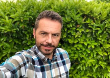 Ángel Cortés, ex concursante y finalista en 2019 del concurso televisivo «La Voz», actuará en agosto en Babilafuente