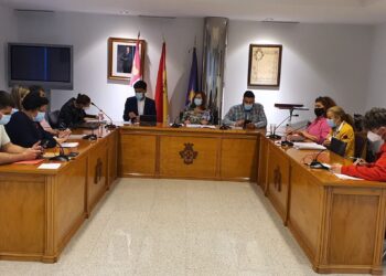 Compromiso en Peñaranda para el estudio de la instalación de placas fotovoltaicas en edificios municipales