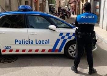 El fin de semana deja intervenciones de la Policía Local por molestias por ruidos y un delito contra la seguridad vial