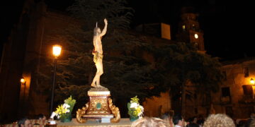 La procesión del Vía Lucis vuelve este sábado a las calles de Peñaranda con la imagen de Jesús Resucitado
