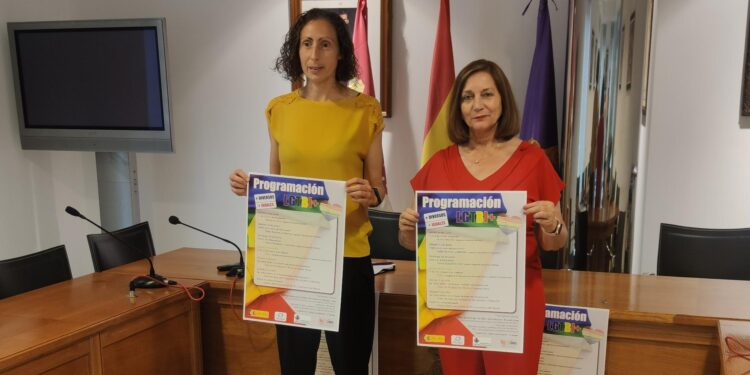 La artista Marta Arroyo creará en el parque La Huerta, de Peñaranda, un gran mural reivindicativo de la igualdad