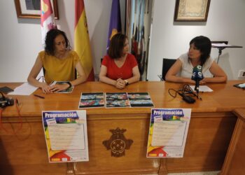 La artista Marta Arroyo creará en el parque La Huerta, de Peñaranda, un gran mural reivindicativo de la igualdad