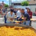 El Campo de Peñaranda congrega a vecinos y visitantes en torno a una gran paella en la carpa municipal