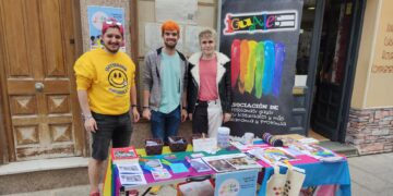 Peñaranda abre la programación LGTBI con un Punto Arcoiris en la calle Bodegones atendido por la asociación Iguales