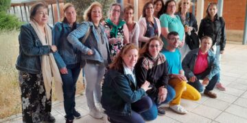 El centro de Educación de Adultos El Inestal, de Peñaranda, clausura el curso con un animado convite