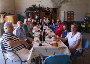 Villar de Gallimazo cambia la tradicional paella por un arroz a la zamorana en la comida popular de las fiestas