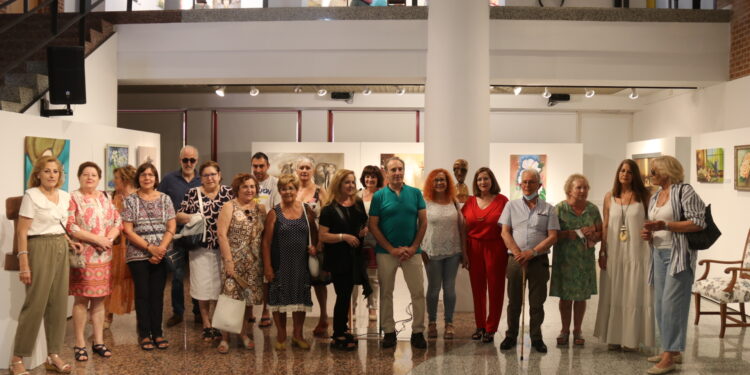 «Manos Creativas» reúne en Peñaranda los trabajos realizados por los alumnos de los talleres de ocio y tiempo libre