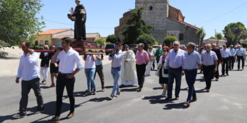 Todo listo en Nava de Sotrobal para honrar al patrón «chico», San Antonio de Padua, con actividades festivas hasta el lunes