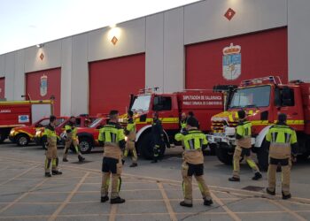 Peñaranda envía una dotación al incendio de la Sierra de la Culebra junto a Bomberos de Villares, Ciudad Rodrigo y Lumbrales