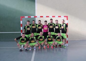 Paradinas Futsal-bar Quinto celebra el Día del Club con un gran apoyo popular y todo el ánimo de cara a la siguiente temporada