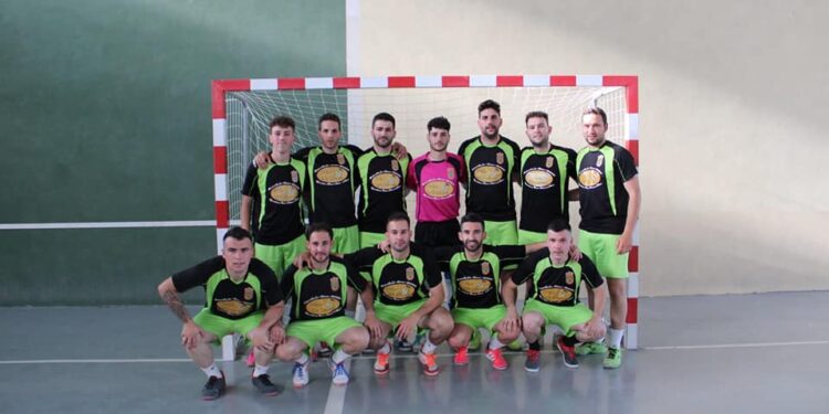 Paradinas Futsal-bar Quinto celebra el Día del Club con un gran apoyo popular y todo el ánimo de cara a la siguiente temporada