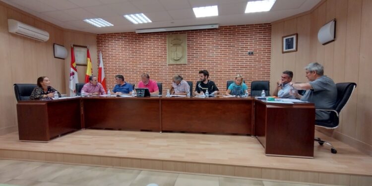 Macotera destinará 85.000 euros de Planes Provinciales para el cambio de redes y otros 49.500 para mejorar los parques públicos