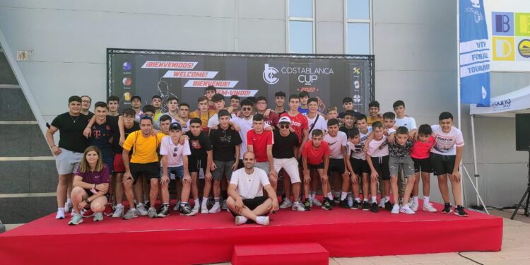 El Club Deportivo Peñaranda participa con tres de sus equipos en la Costa Blanca Cup que se celebra en Benidorm