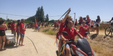 El recinto ferial vuelve al Paseo de la Estación, de Peñaranda, y comienza la puesta a punto para recibir las atracciones