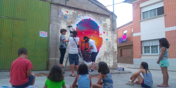 Rágama se convierte este fin de semana en capital del arte mural al aire libre con una quincena de artistas de toda España