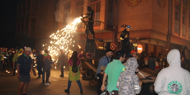 Kull D’Sac vuelve a las fiestas de Peñaranda con su espectáculo pirotécnico «Ragnarok» en uno de los eventos más esperados