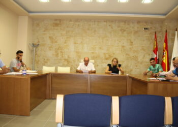 Una moción del PP sobre los incendios «caldea» el pleno de Babilafuente y el alcalde pide a la Junta que cambie los protocolos