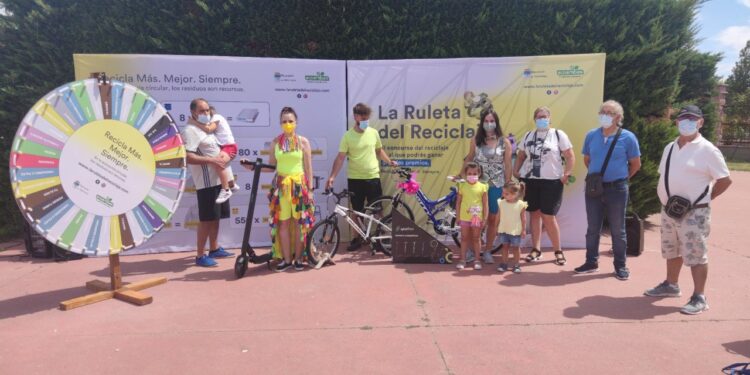 Tarazona de Guareña, Pedroso de la Armuña y Alconada recibirán este verano el concurso «La Ruleta del Reciclaje»