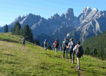 El senderista fallecido en los Alpes italianos es hijo de un médico jubilado de la Zona Básica de Salud de Peñaranda