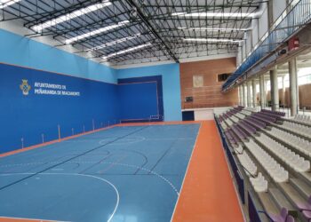 El Ayuntamiento de Peñaranda se compromete a potenciar el fútbol sala femenino y a equipararlo a los torneos masculinos