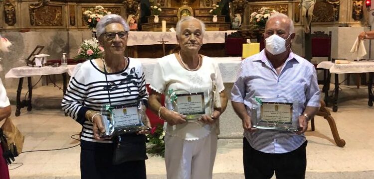 La asociación de mayores Marqués de Malpica, de Mancera de Abajo, celebra su fiesta anual con misa, comida y baile