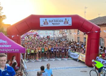 Multitudinario regreso de la carrera popular San Rocada a las calles de Macotera en su XII edición con casi 800 participantes