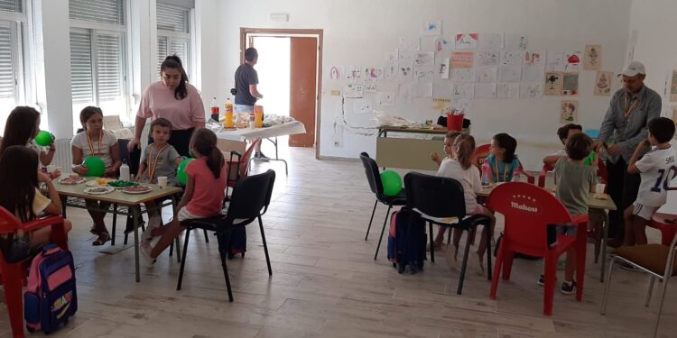 Palaciosrubios clausura su taller infantil de verano con una animada fiesta para los participantes