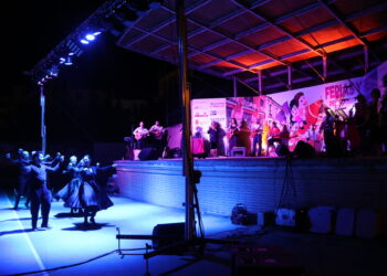 Manantial Folk y Berezo cierran en Peñaranda las Noches de Cultura de la Diputación con un concierto en el parque La Huerta