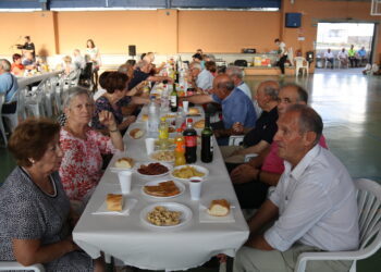 Peñaranda rinde homenaje a los mayores con sendas fiestas en las residencias y en el pabellón del Severiano Montero