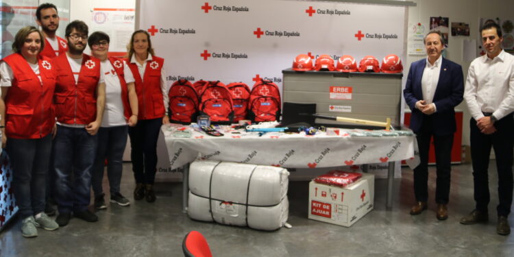 Los ERBES de Cruz Roja, entre ellos el de Peñaranda, preparados para actuar en cualquier situación de alarma