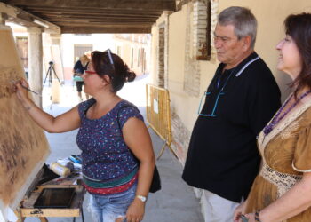 16 artistas plasman su particular visión de Macotera en la IV edición del concurso de pintura al aire libre