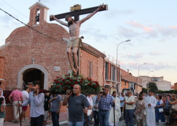 Peñaranda vive con emoción la fiesta anual del Cristo del Humilladero, la primera tras su reciente restauración