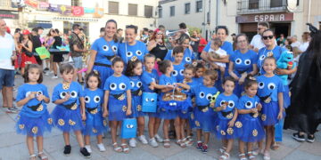 Cantalpino vibra ya al ritmo de sus peñas en un animado y colorido comienzo de sus fiestas de la Asunción